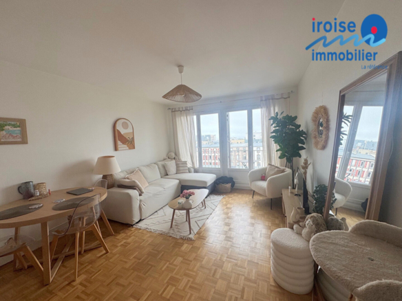 Appartement t2 avec parking privé et ascensezur