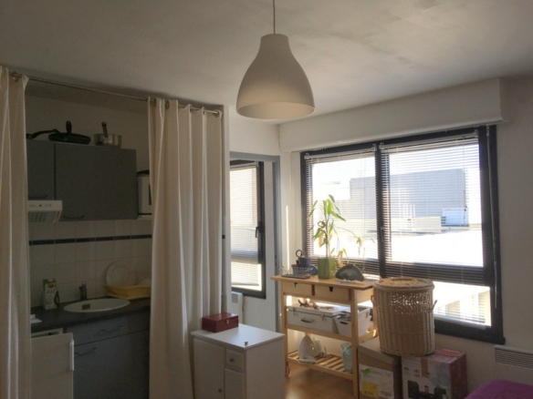 Studio Hyper centre proche Siam