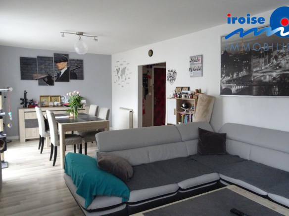APPARTEMENT T5 PARFAIT ETAT
